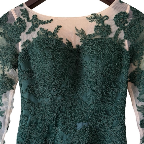 JJ’s House Emerald Green Beige Embroidered Satin Button Evening Gown Dress US 0 - Picture 5 of 15